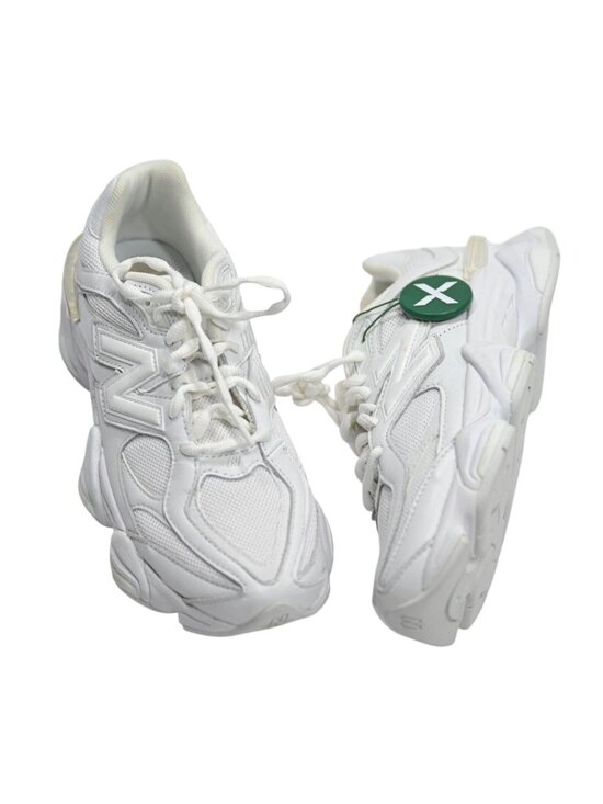 New Balance Shoes - New Balance 9060 Sneakers U9060NRJ in Triple White